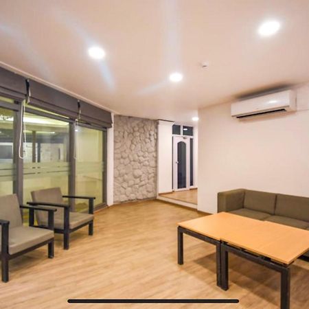 Fabhotel Heera Holiday Inn - Nr Eden Garden Stadium Kolkata Luaran gambar